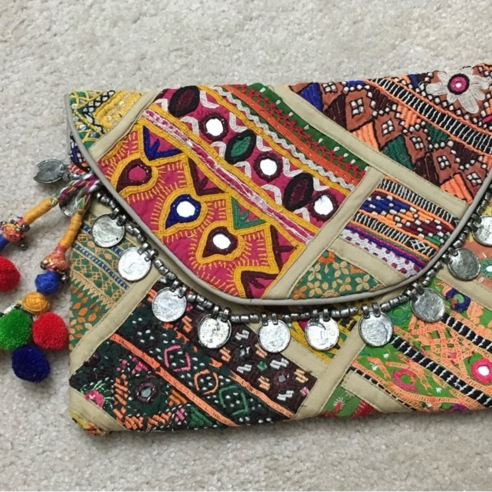 Tylie Malibu Multicolor Embroidered Clutch